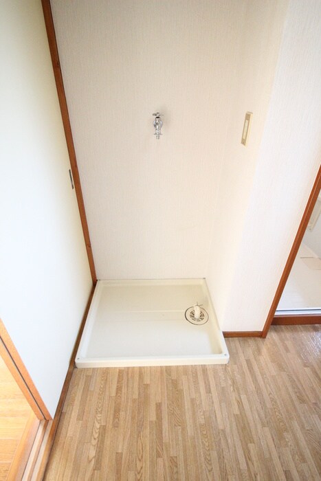 物件内観写真20　(洗濯機置場)