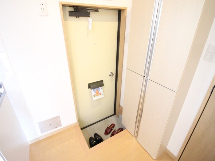 物件内観写真20　(玄関)