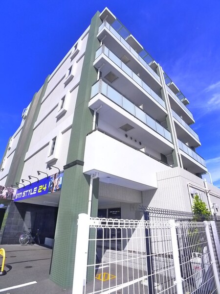 LEO参拾八番館外観写真