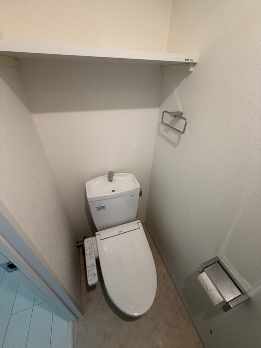 物件内観写真16　(トイレ)