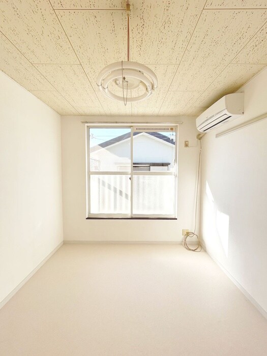 物件内観写真18　(居室)