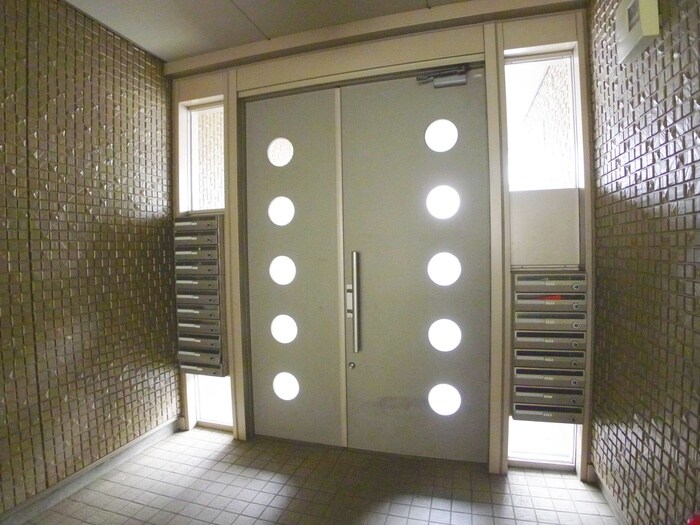 物件外観写真4　(建物設備)