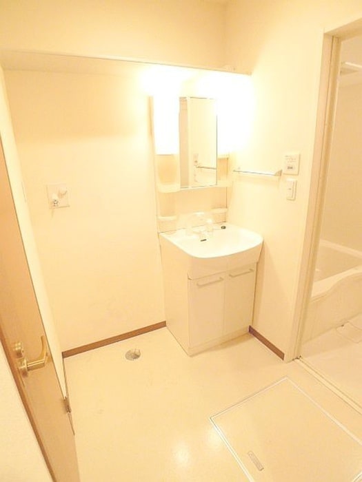 物件内観写真12　(洗面)