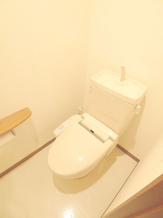 物件内観写真13　(トイレ)