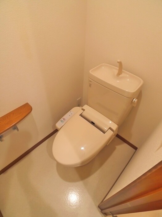 物件内観写真13　(トイレ)