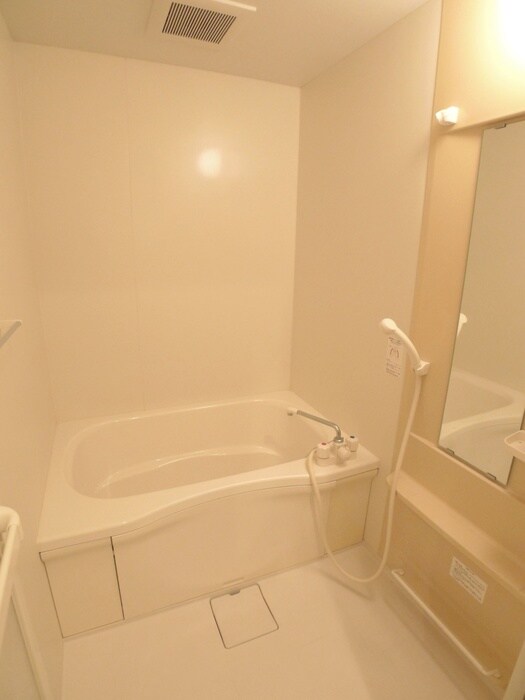 物件内観写真13　(バス／シャワールーム等)