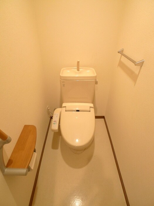 物件内観写真14　(トイレ)