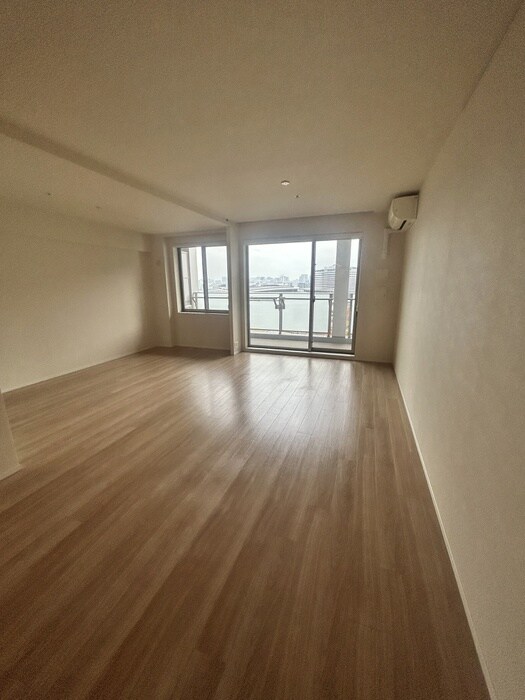 物件内観写真6　(居室)