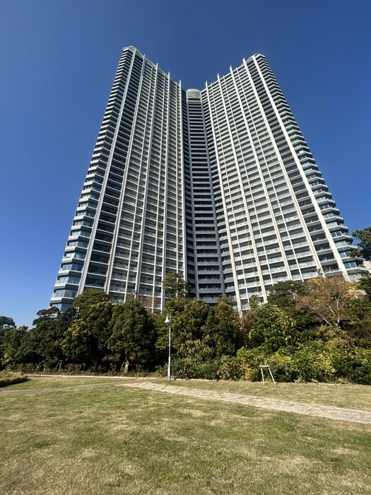 スカイズタワー＆ガーデン(908)の外観写真