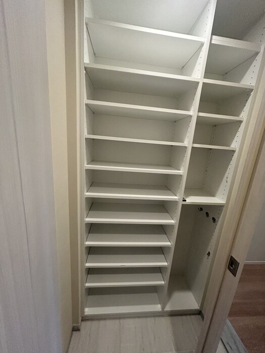 物件内観写真18　(靴箱)