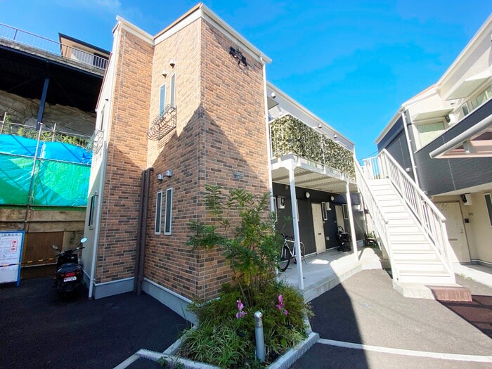 物件外観写真2　(外観写真)