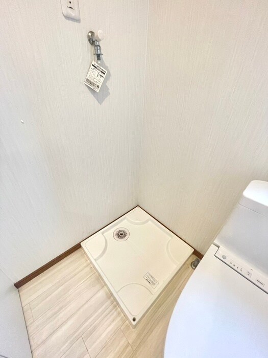 物件内観写真13　(洗濯機置場)