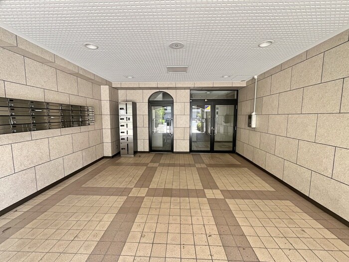 物件外観写真3　(建物設備)