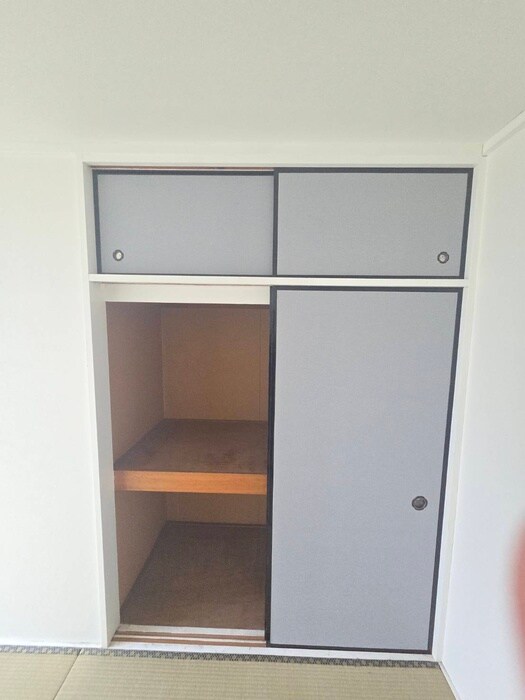 物件内観写真11　(収納)