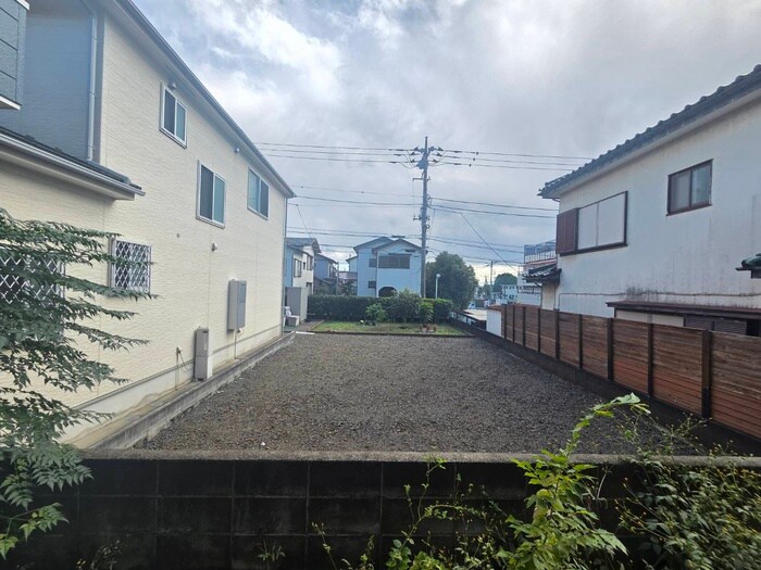 物件内観写真15　(室内からの展望)