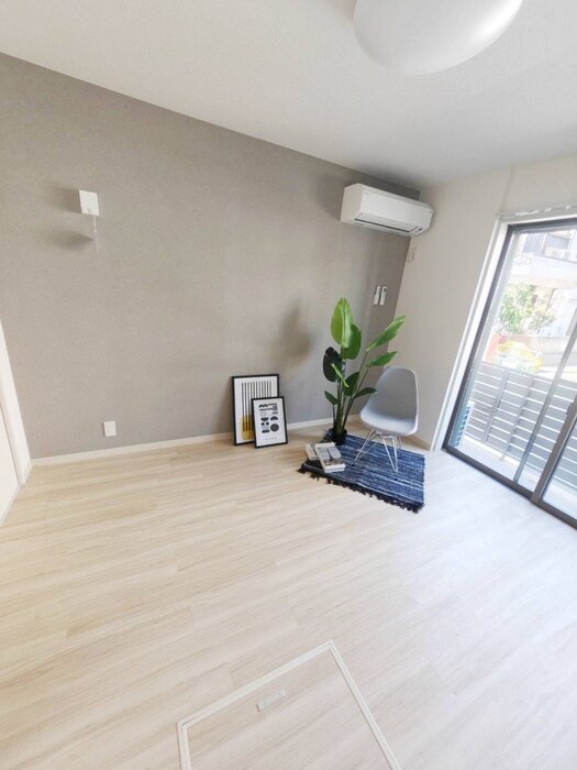 物件内観写真11　(居室)