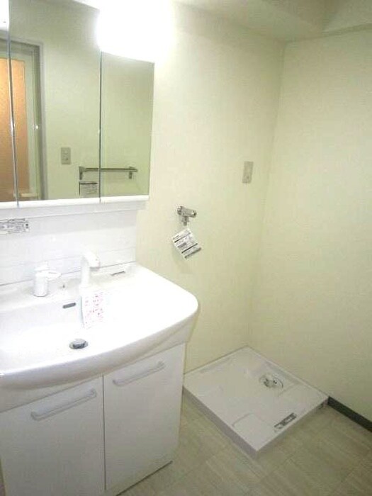 物件内観写真12　(洗面)