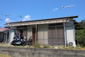 川口様貸家８号棟外観写真