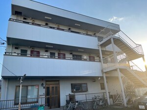 高阪マンション外観写真