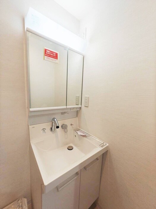 物件内観写真12　(洗面)