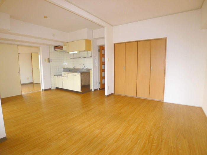 物件内観写真8　(居室)