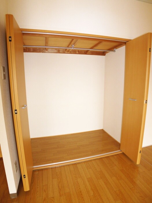 物件内観写真11　(収納)