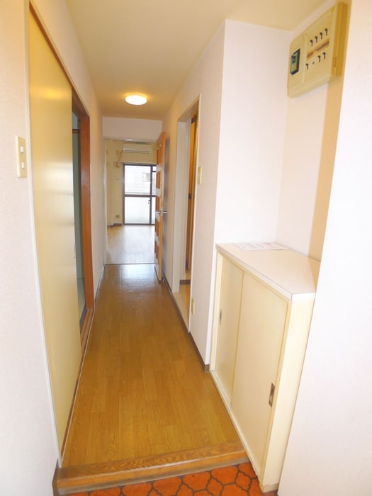 物件内観写真17　(廊下)