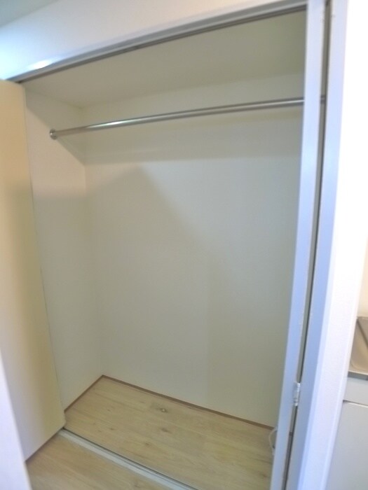 物件内観写真13　(収納)