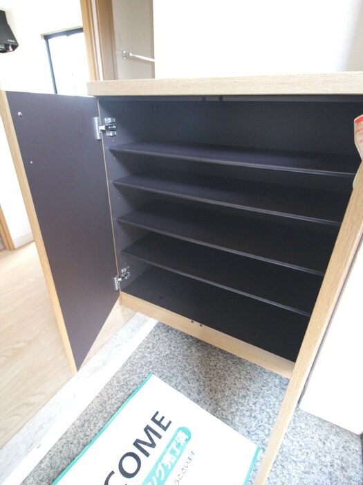物件内観写真18　(靴箱)