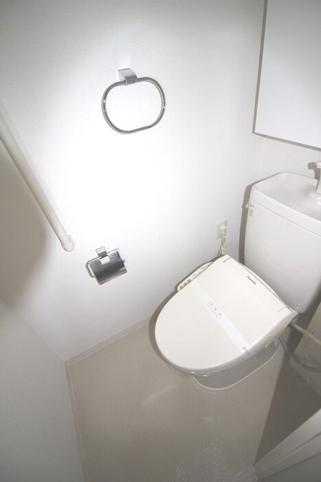 物件内観写真10　(トイレ)