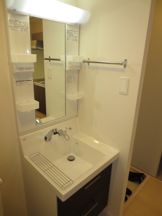 物件内観写真7　(洗面)