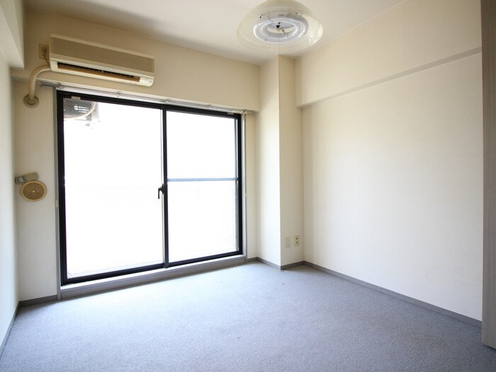 物件内観写真6　(居室)