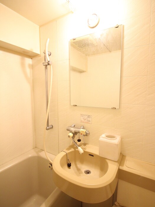 物件内観写真13　(洗面)