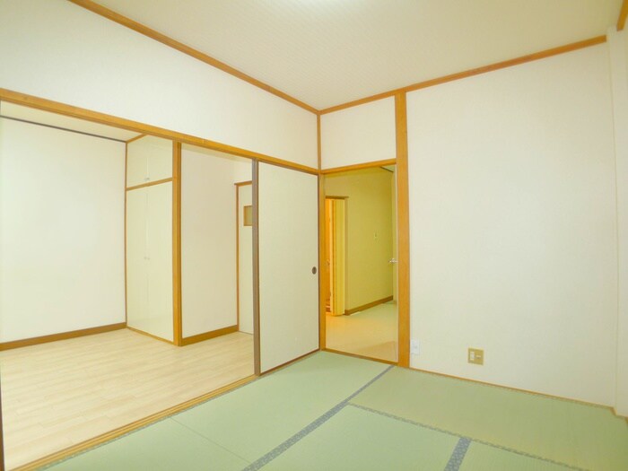 物件内観写真13　(居室)