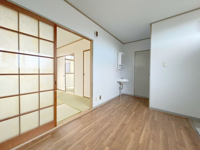 物件内観写真11　(内観写真)