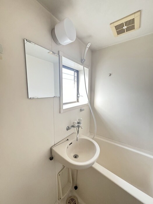 物件内観写真18　(洗面)