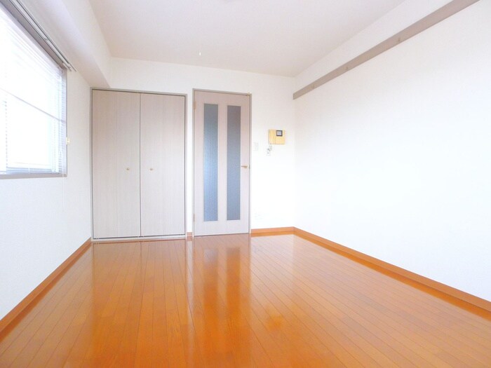 物件内観写真10　(居室)
