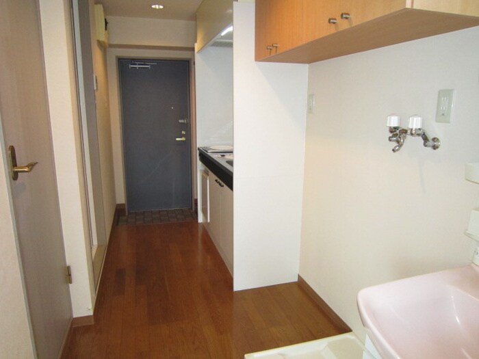 物件内観写真16　(廊下)