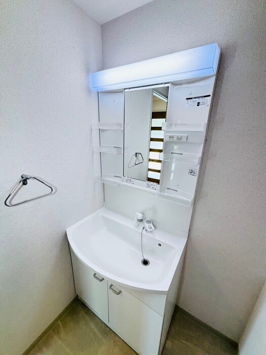 物件内観写真11　(洗面)