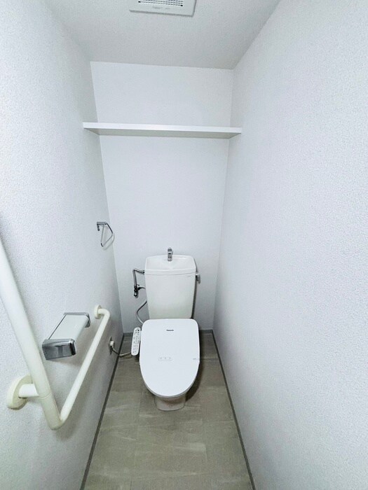 物件内観写真13　(トイレ)