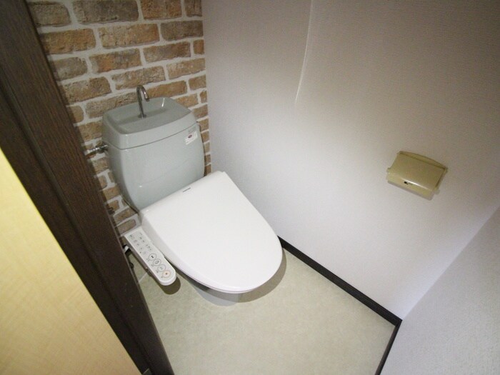 物件内観写真13　(トイレ)