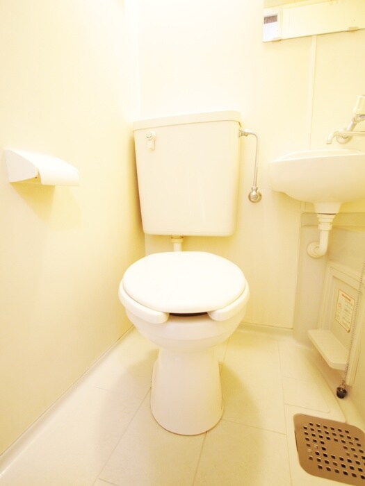 物件内観写真14　(トイレ)