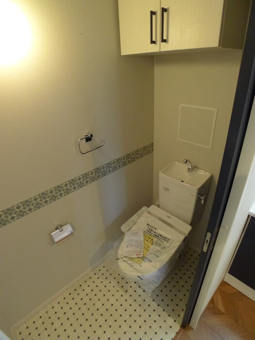 物件内観写真14　(トイレ)