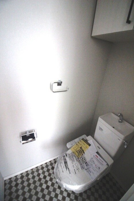 物件内観写真14　(トイレ)