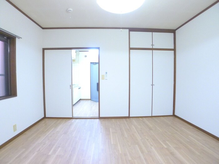 物件内観写真5　(居室)