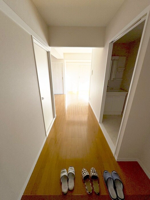 物件内観写真20　(廊下)