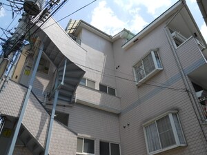 ホワイトハイツ豊島Ｃ棟外観写真