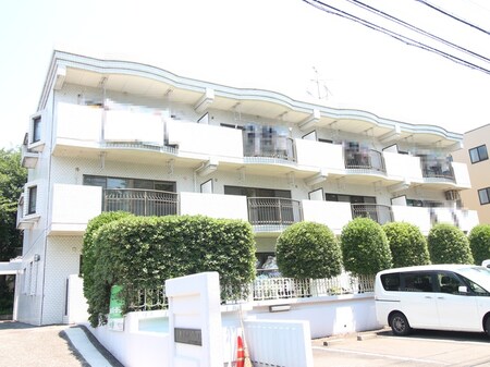 伊勢坂マンション外観写真
