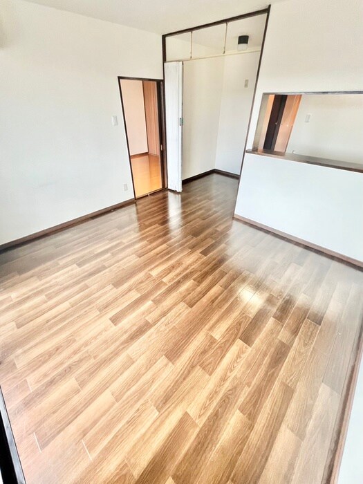 物件内観写真7　(居室)