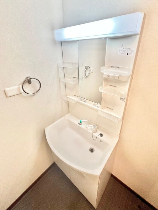 物件内観写真13　(洗面)